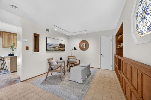 6817 Mount Vernon Way, Fair Oaks, CA 95628