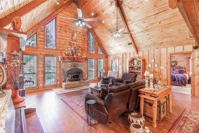 22233 County Road 223, Arp, TX 75750