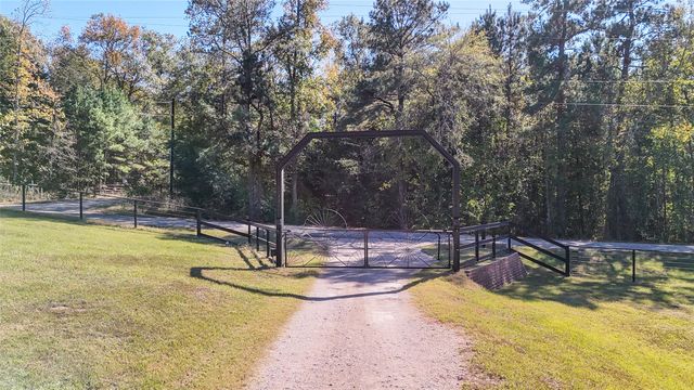 22233 County Road 223, Arp, TX 75750