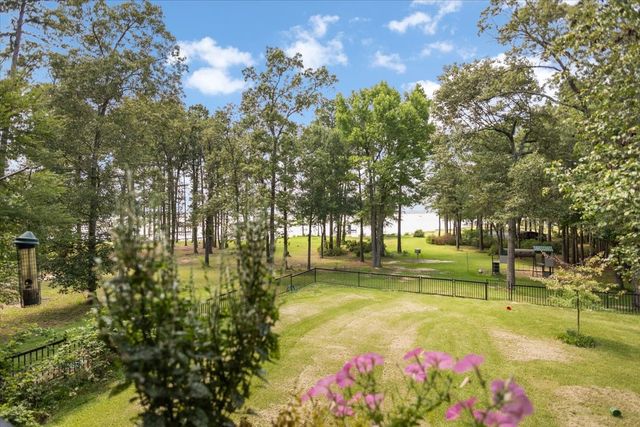 15722 Timberhill Drive, Flint, TX 75762
