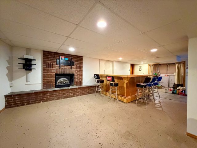 515 ANDREWS PARK Boulevard, Erie, PA 16511