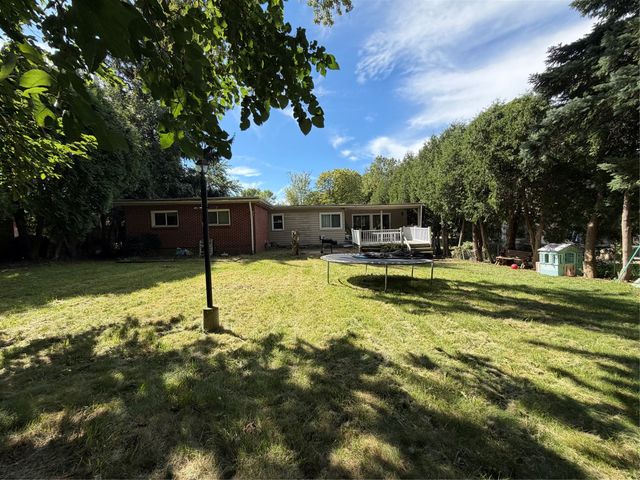 515 ANDREWS PARK Boulevard, Erie, PA 16511
