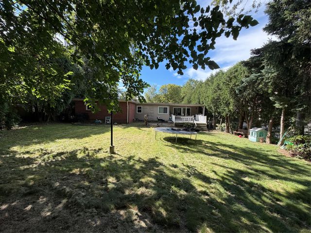 515 ANDREWS PARK Boulevard, Erie, PA 16511
