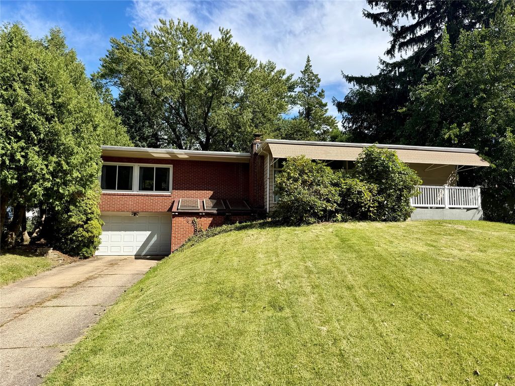 515 ANDREWS PARK Boulevard, Erie, PA 16511