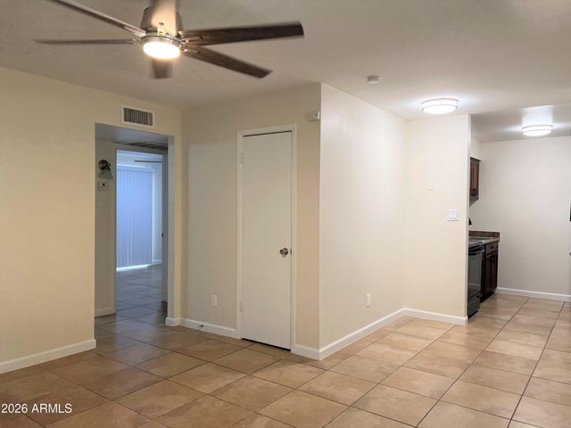 4423 N 13th Place Apt 4, Phoenix, AZ 85014