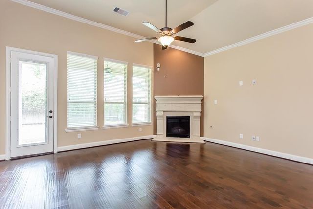 122 Colton Court, Montgomery, TX 77316