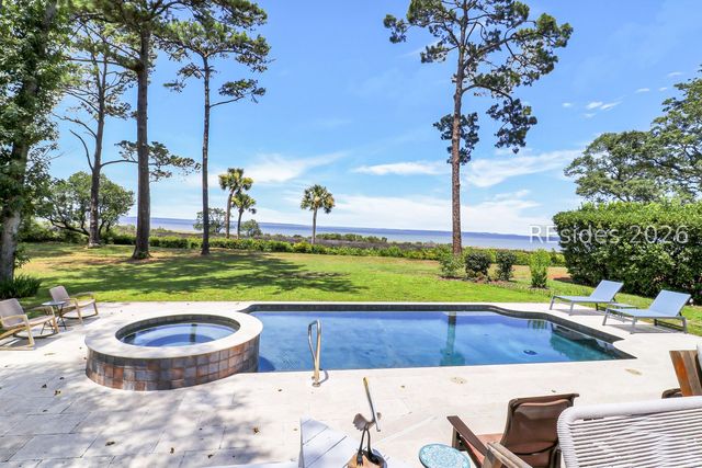 12 Pelican Watch Ct, Hilton Head Island, SC 29926