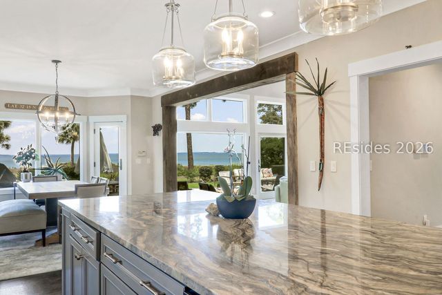 12 Pelican Watch Ct, Hilton Head Island, SC 29926