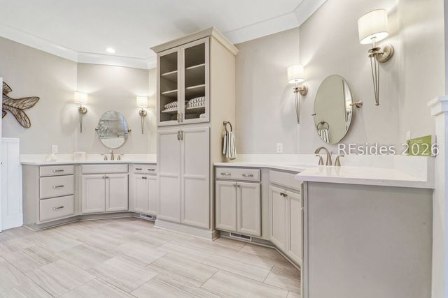12 Pelican Watch Ct, Hilton Head Island, SC 29926