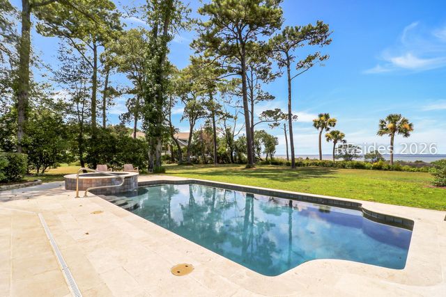 12 Pelican Watch Ct, Hilton Head Island, SC 29926
