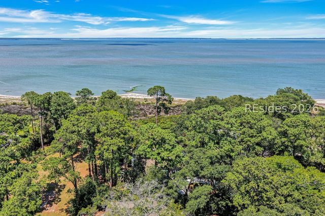 12 Pelican Watch Ct, Hilton Head Island, SC 29926