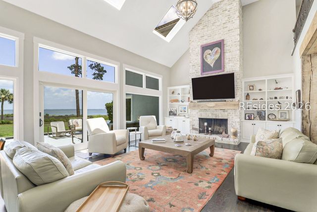 12 Pelican Watch Ct, Hilton Head Island, SC 29926