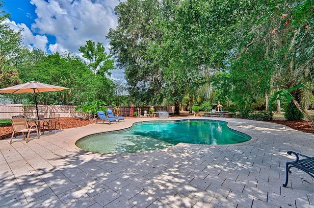 12208 SW 9TH AVENUE, Newberry, FL 32669