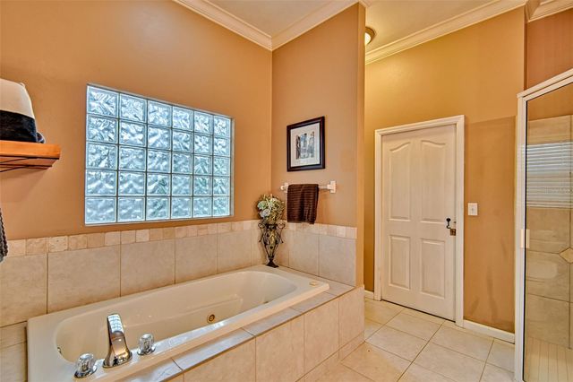12208 SW 9TH AVENUE, Newberry, FL 32669