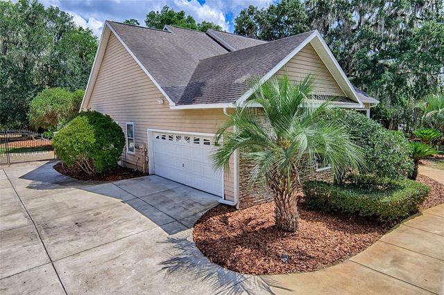 12208 SW 9TH AVENUE, Newberry, FL 32669