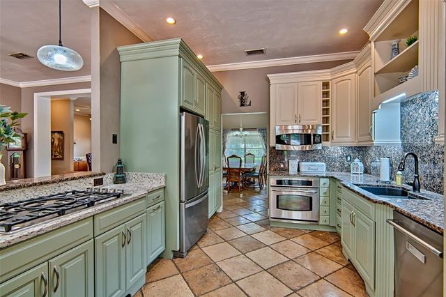 12208 SW 9TH AVENUE, Newberry, FL 32669