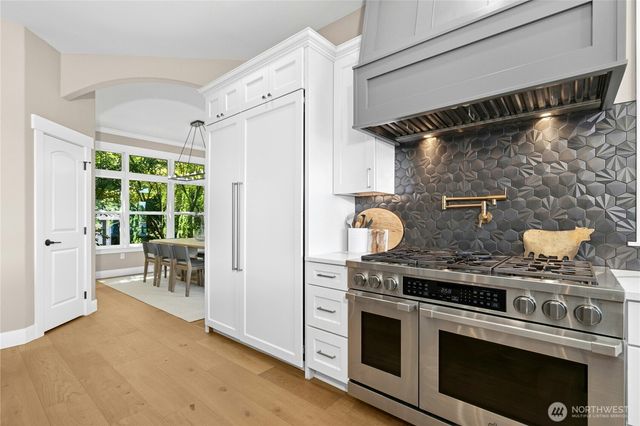 3844 Long Lake Loop SE, Olympia, WA 98503