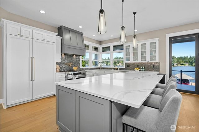 3844 Long Lake Loop SE, Olympia, WA 98503