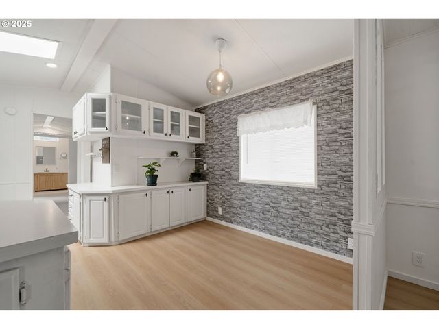 35440 Se HIGHWAY 211 12, Boring, OR 97009