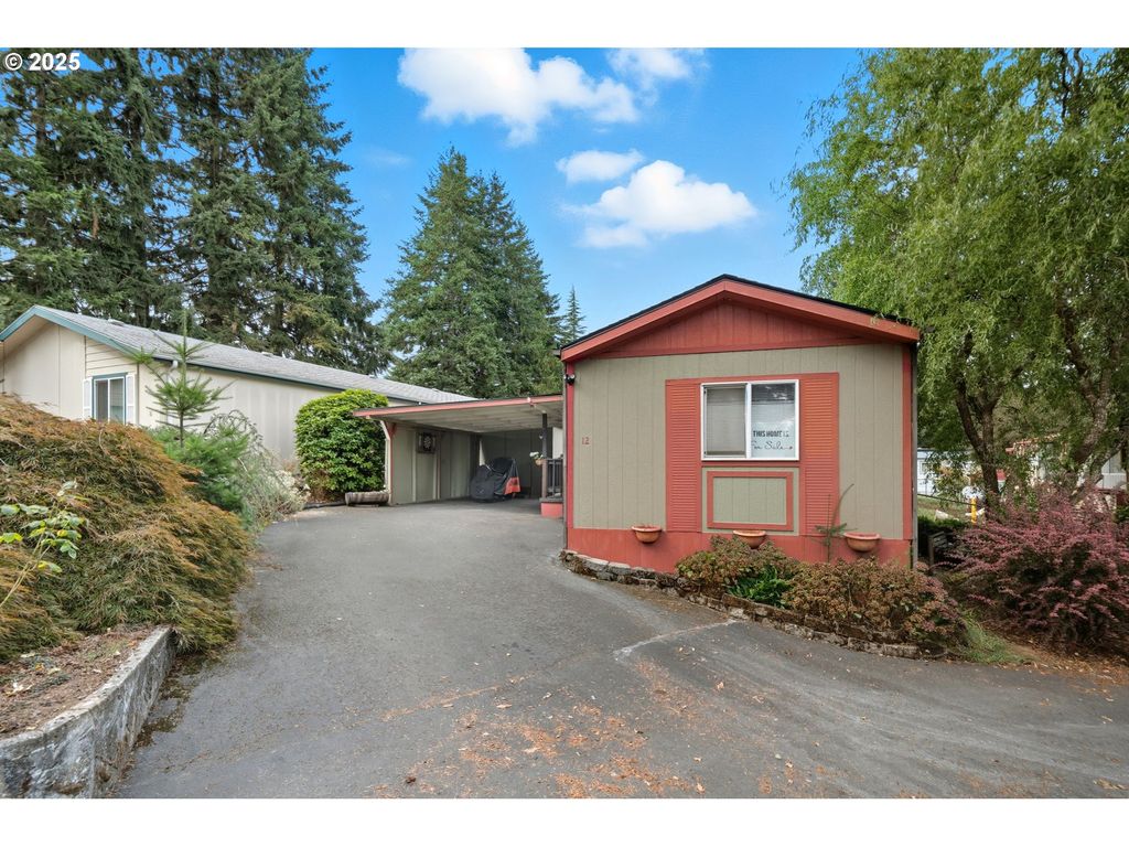 35440 Se HIGHWAY 211 12, Boring, OR 97009