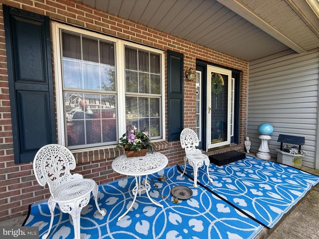 4400 PRESTWICK DR, Reading, PA 19606