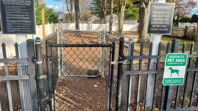 20 Toehee Place 1B, Islip, NY 11751