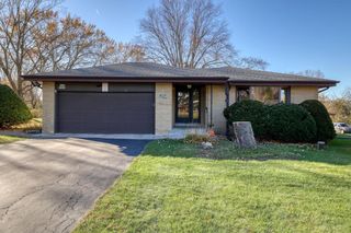 W153N9883 Neptune DRIVE, Germantown, WI 53022