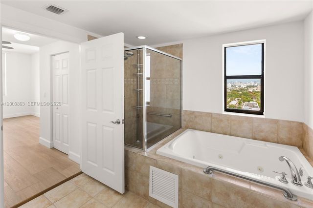 888 S Douglas Rd PH01, Coral Gables, FL 33134