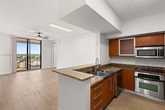 888 S Douglas Rd PH01, Coral Gables, FL 33134