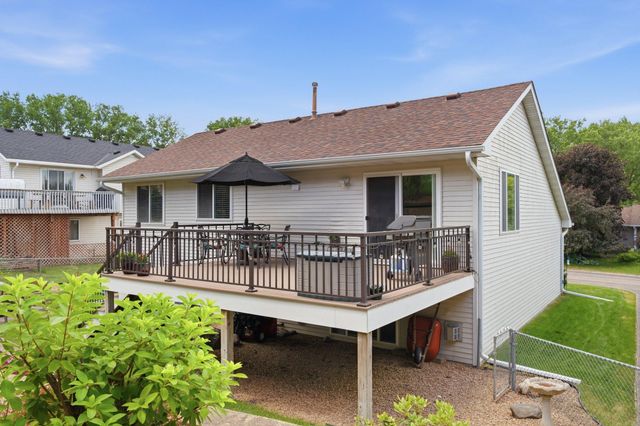 7910 Blackstone Avenue, Inver Grove Heights, MN 55076