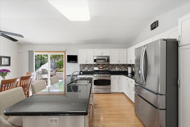 7910 Blackstone Avenue, Inver Grove Heights, MN 55076