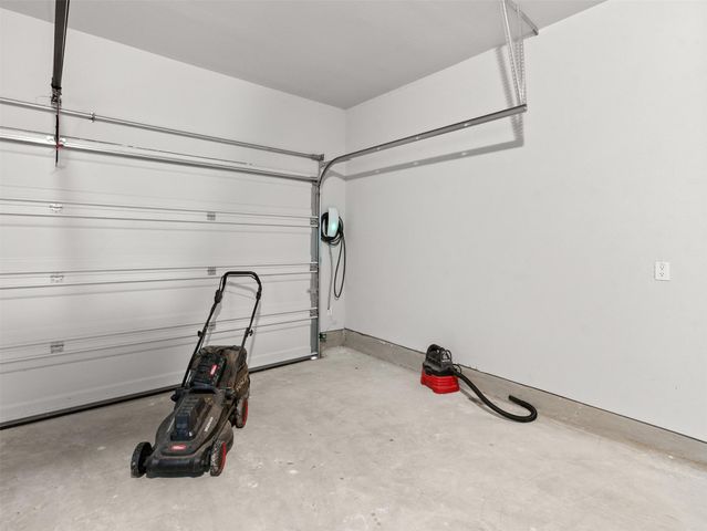 151 Catalina DR, Kyle, TX 78640