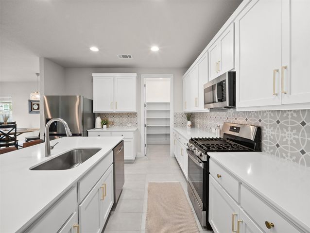 151 Catalina DR, Kyle, TX 78640