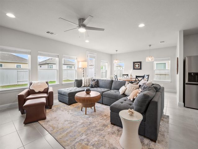 151 Catalina DR, Kyle, TX 78640