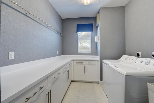 9748 Celtic Sea Lane, Delray Beach, FL 33446