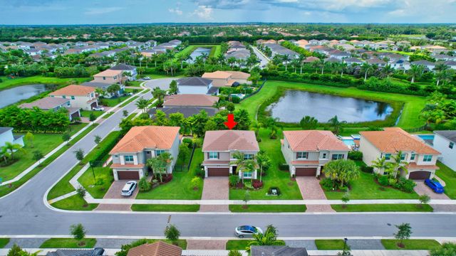9748 Celtic Sea Lane, Delray Beach, FL 33446