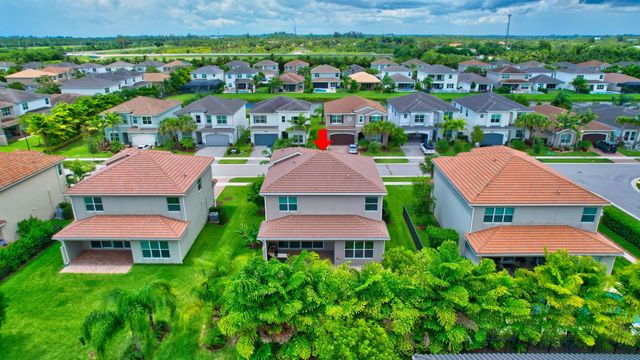 9748 Celtic Sea Lane, Delray Beach, FL 33446