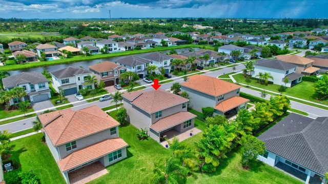 9748 Celtic Sea Lane, Delray Beach, FL 33446