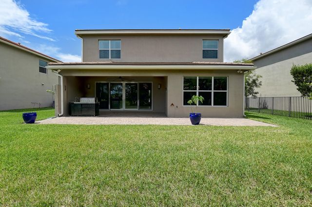 9748 Celtic Sea Lane, Delray Beach, FL 33446