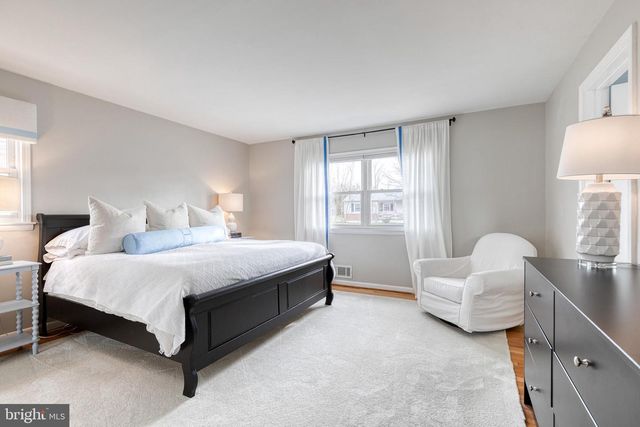 8206 BURNLEY RD, Towson, MD 21204