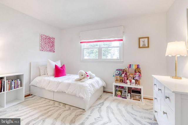 8206 BURNLEY RD, Towson, MD 21204