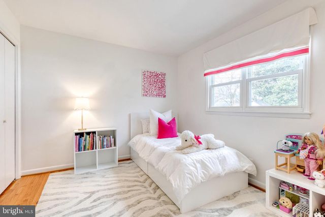 8206 BURNLEY RD, Towson, MD 21204