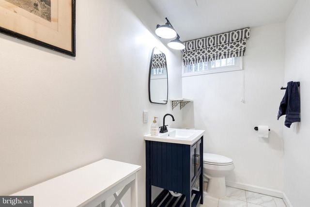 8206 BURNLEY RD, Towson, MD 21204