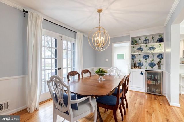 8206 BURNLEY RD, Towson, MD 21204