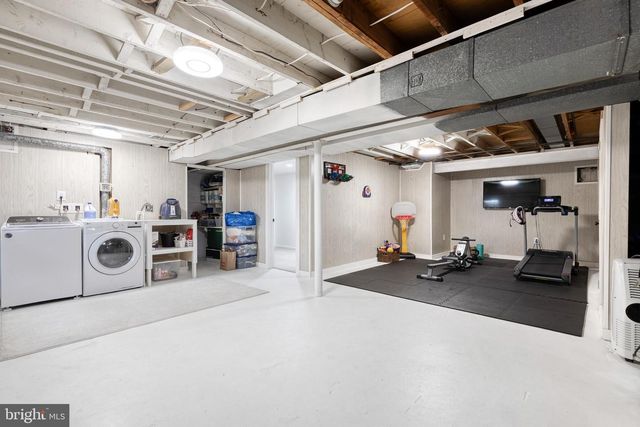 8206 BURNLEY RD, Towson, MD 21204