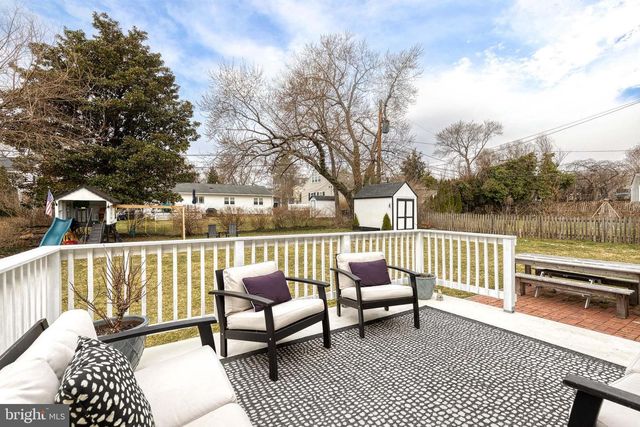 8206 BURNLEY RD, Towson, MD 21204