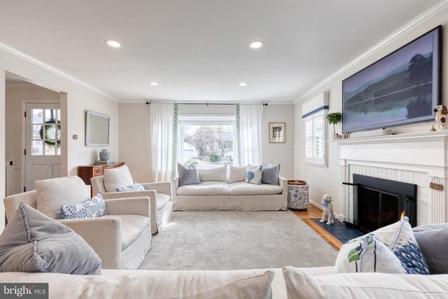 8206 BURNLEY RD, Towson, MD 21204