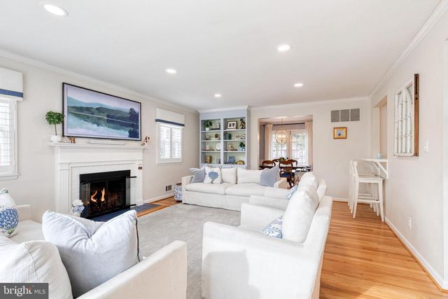 8206 BURNLEY RD, Towson, MD 21204