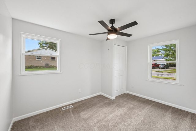 16 Deerfield Place, Delaware, OH 43015