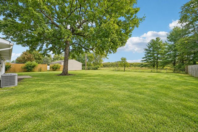 16 Deerfield Place, Delaware, OH 43015